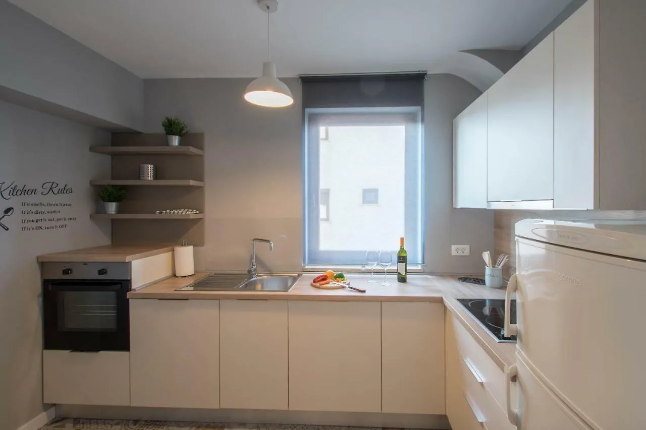 App Lov Apartment Umag 0*,  Croatia