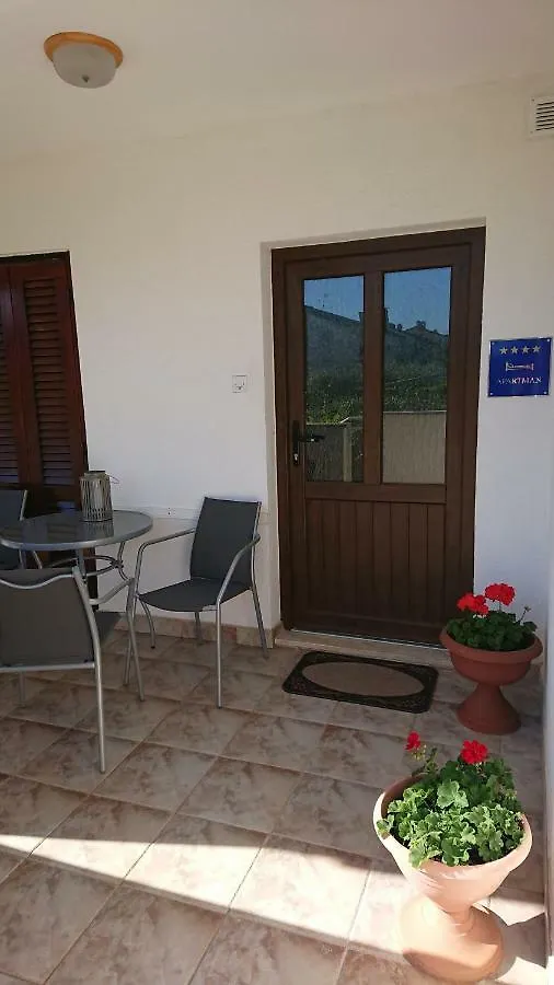 App Lov Apartment Umag 0*,